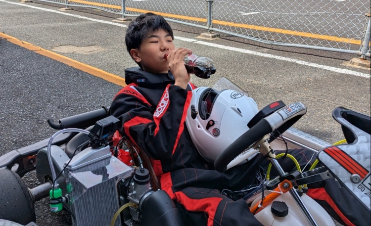 閑話　勝者はコーラを飲む